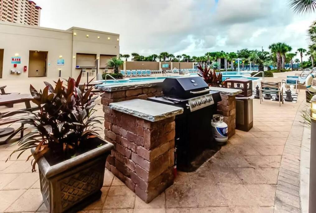 Beautiful Beachfront Paradise! Emerald Beach Resort Panama City Beach Εξωτερικό φωτογραφία