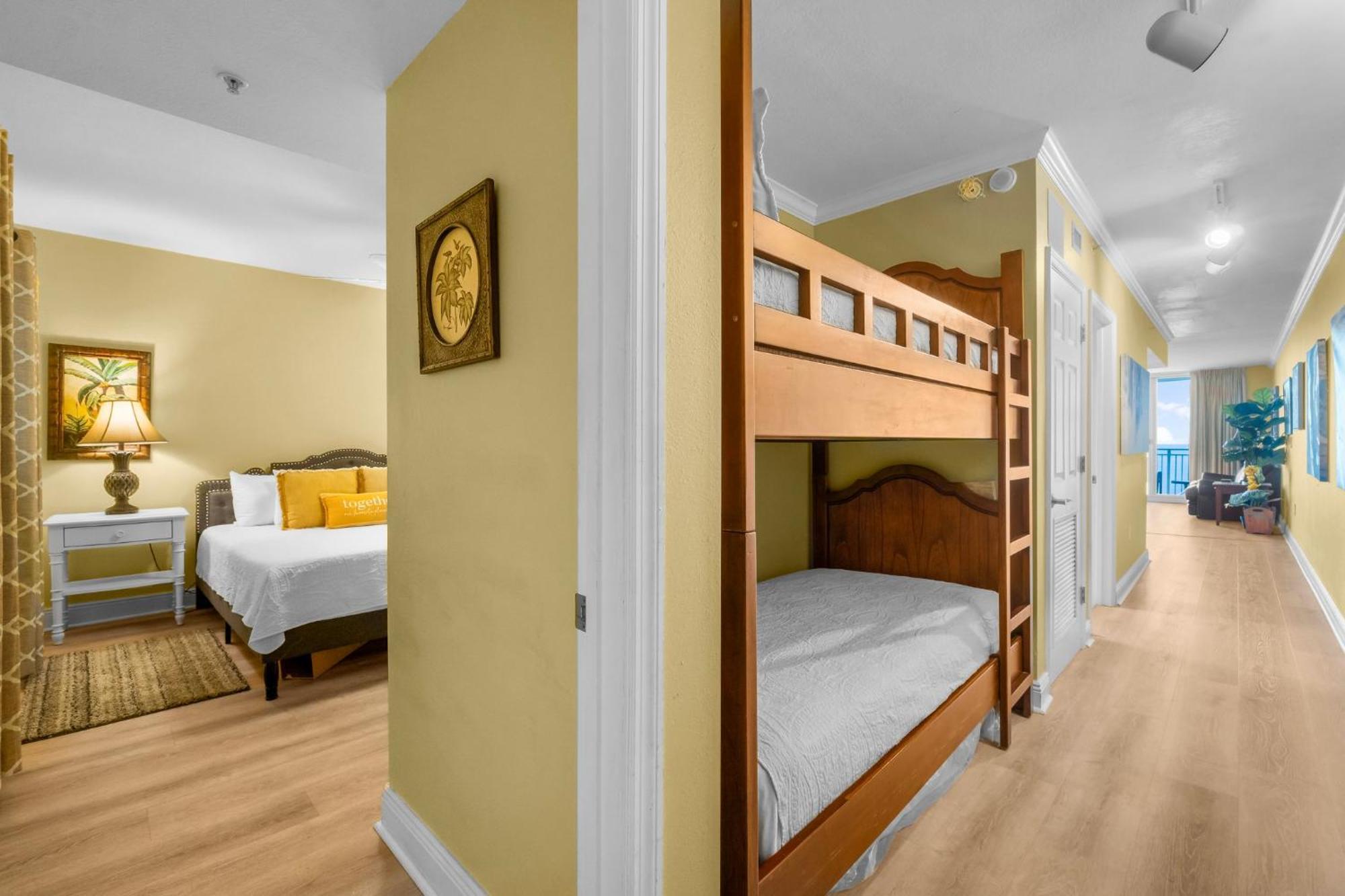 Beautiful Beachfront Paradise! Emerald Beach Resort Panama City Beach Εξωτερικό φωτογραφία