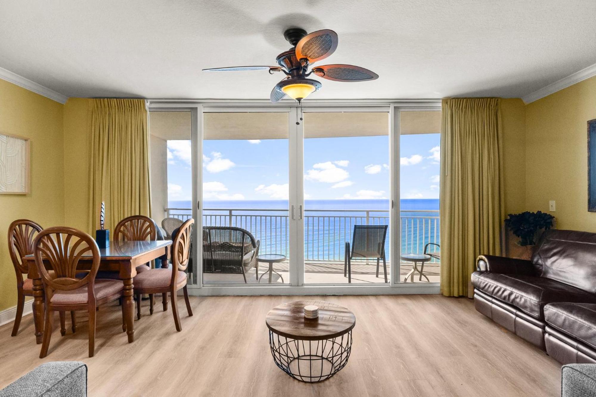 Beautiful Beachfront Paradise! Emerald Beach Resort Panama City Beach Εξωτερικό φωτογραφία